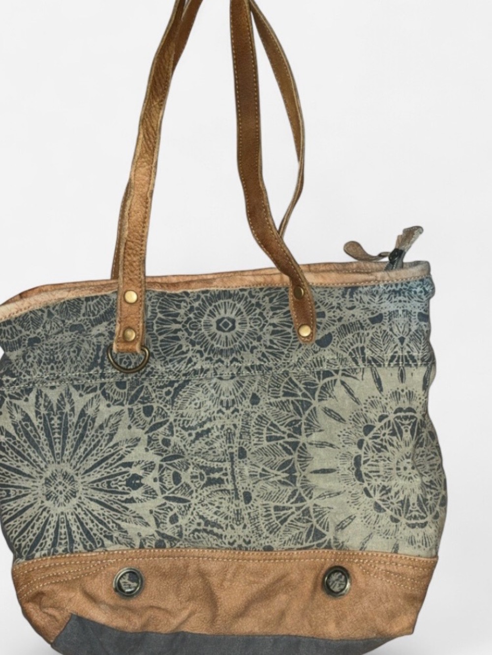 Myra  bag